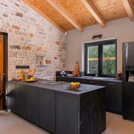 Casa Al Lavere 2363 Holiday home Bale